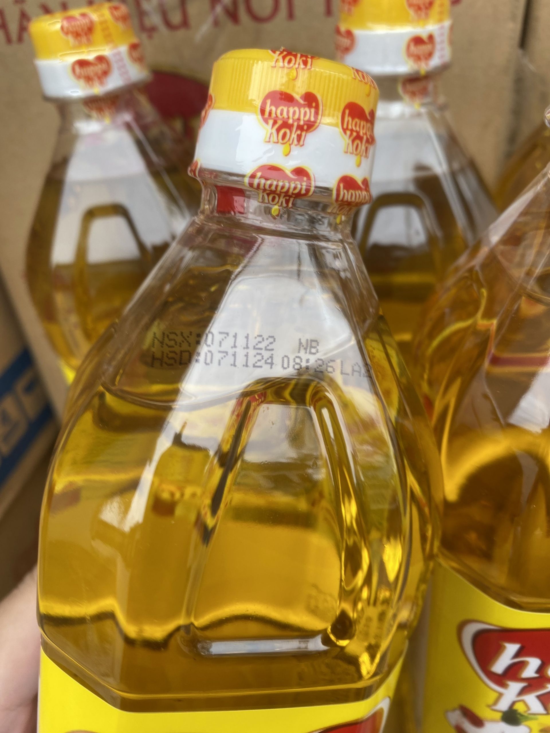 DẦU ĂN - BÁN TỪ 3 CHAI